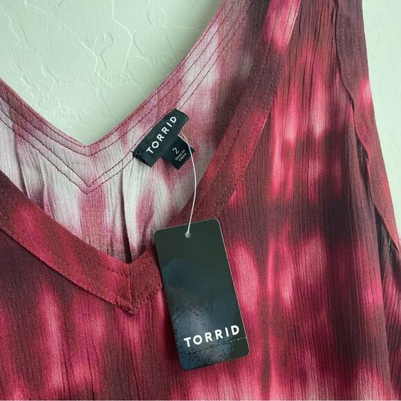Torrid Tank - Crinkle Gauze Tie Dye Wine NWT 2 - Picture 8 of 10